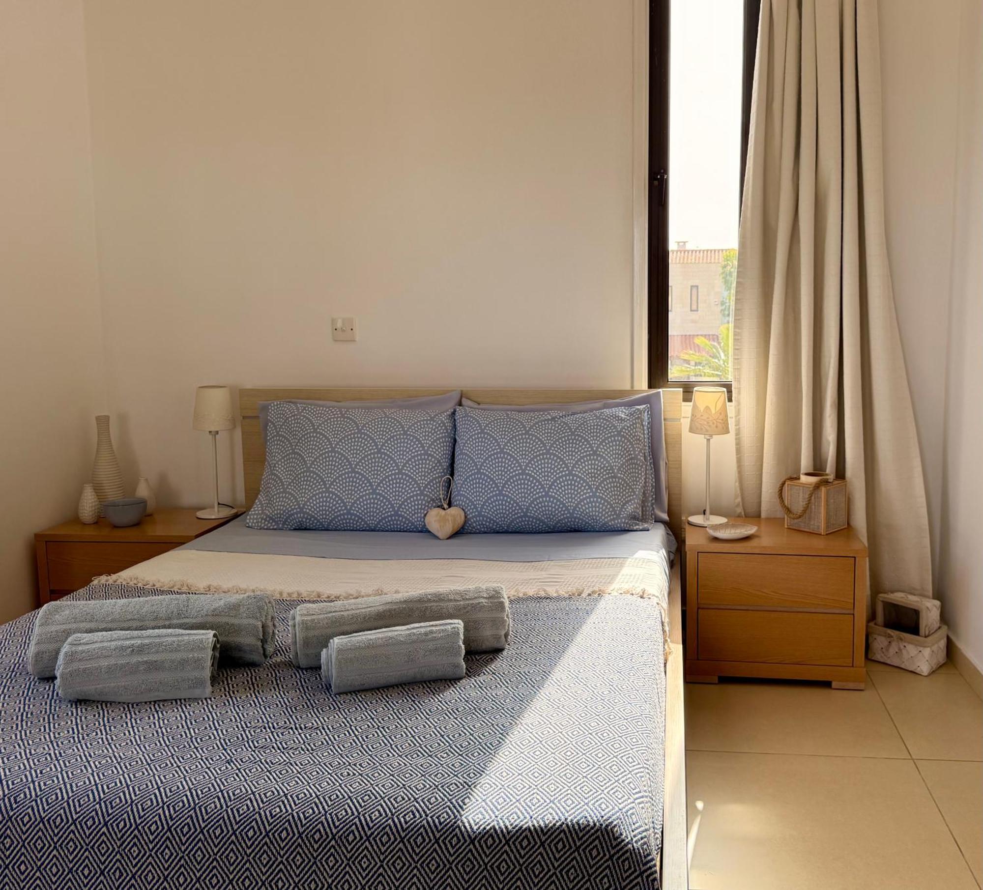 Villa Hera Agios Theodoros ภายนอก รูปภาพ